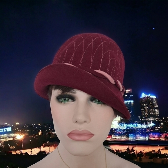 Vintage wool hat Made in England Circumference approx 21.5" Burgundy and pink - Picture 2 of 16